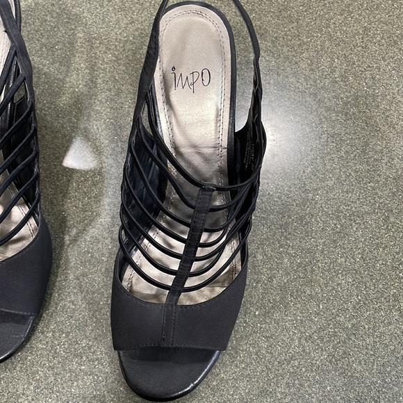 Black Strappy Shoes - Picture 6 of 8